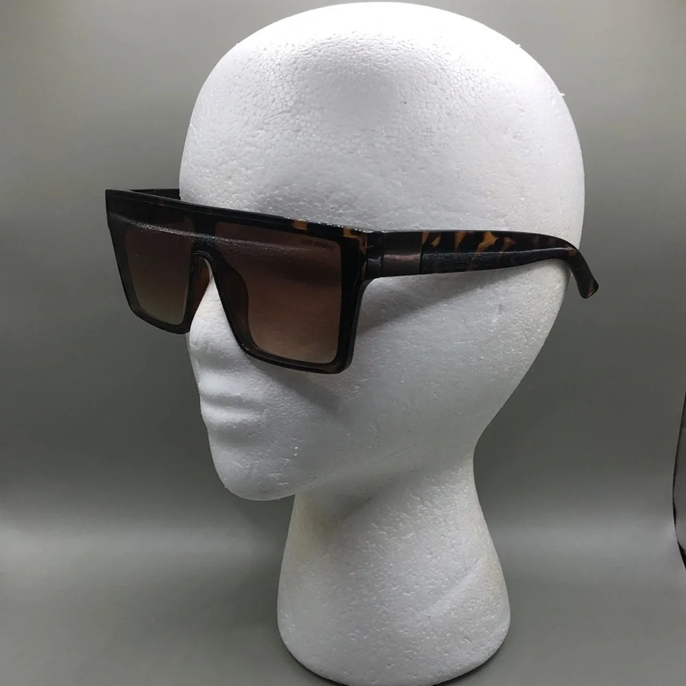 Curated bundle 9 trendy fashion sunglasses variety of brands and styles.